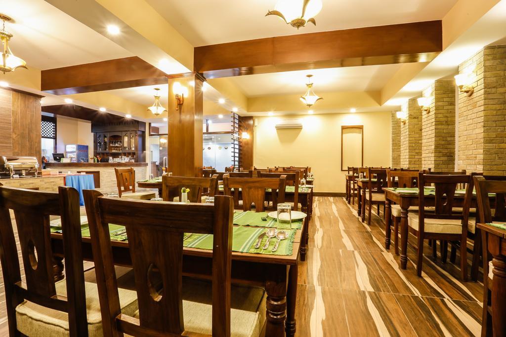 大朝圣庭院酒店 博卡拉 外观 照片